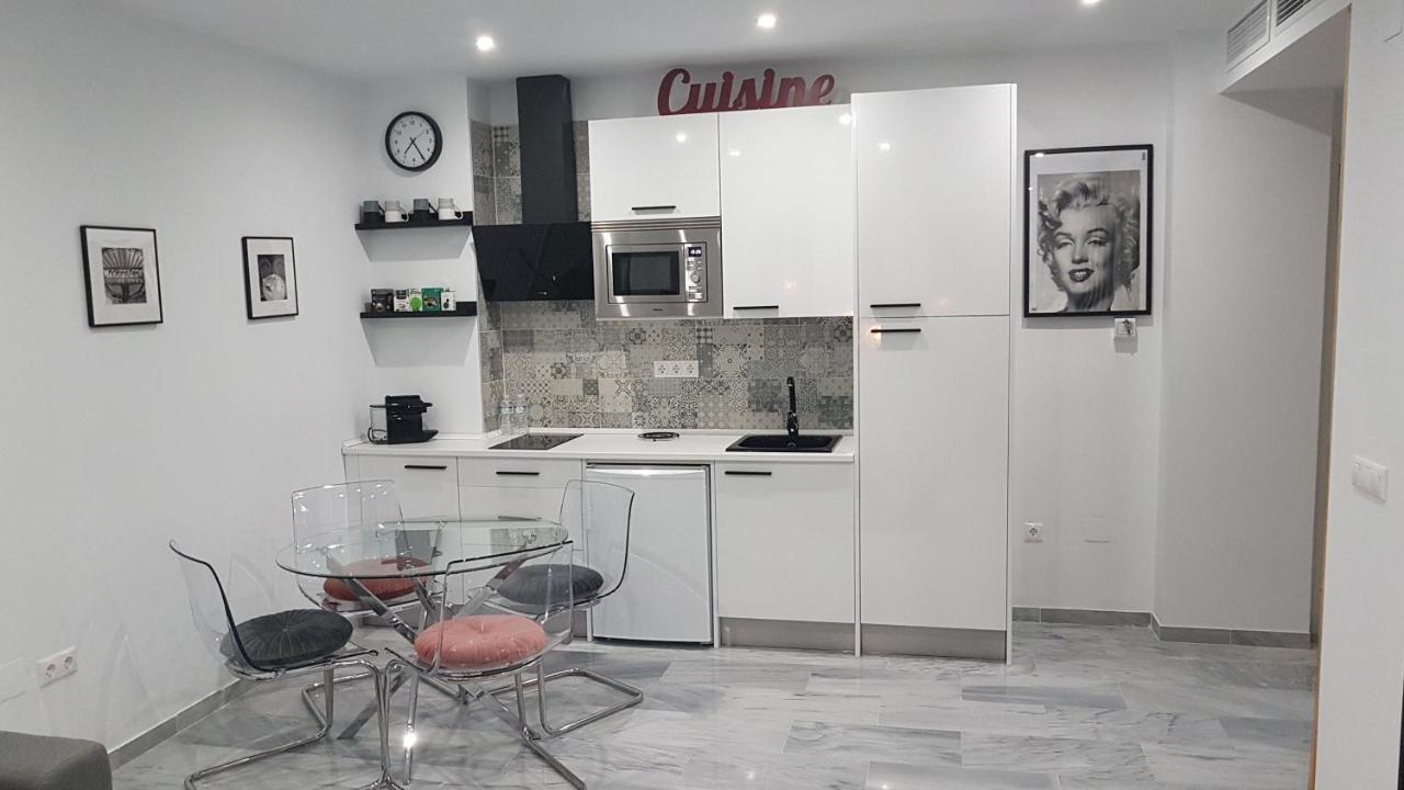 Atocha 3 Apartman Málaga Kültér fotó